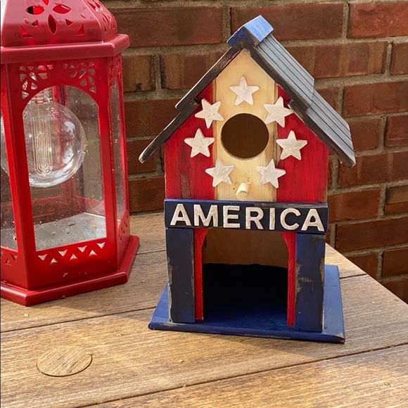 🇺🇸⭐️”America” handpainted birdhouse - Picture 2 of 10